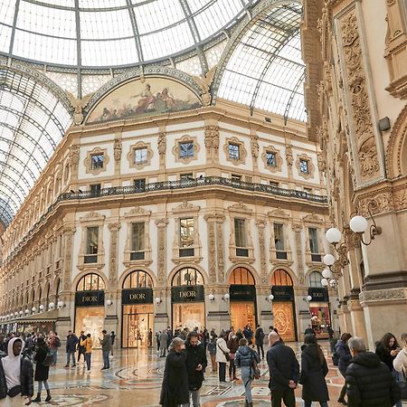 Appartamento Superhouse Piazza Duomo Area Милан Экстерьер фото